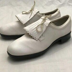 Vintage clasic white golf shows